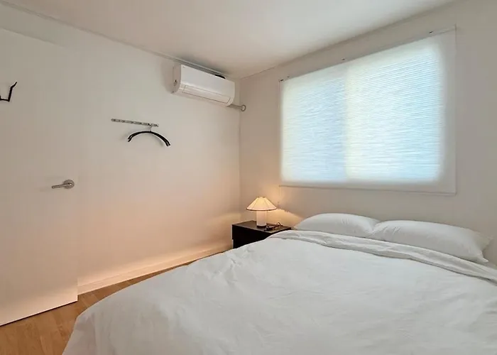 Large 3br Near Mangwon Market For 8 Guests Seoel