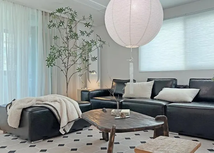 Appartement Large 3br Near Mangwon Market For 8 Guests *