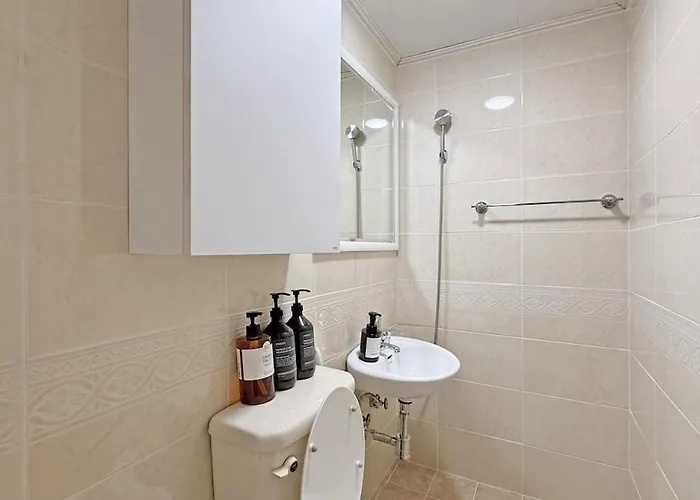 Appartement Large 3br Near Mangwon Market For 8 Guests Seoel