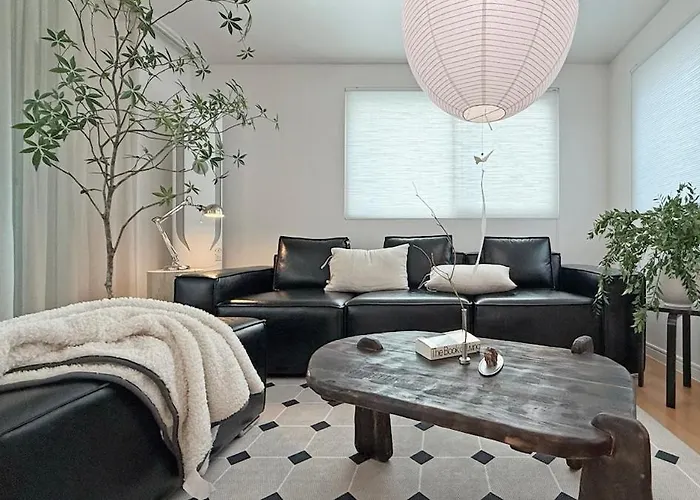 Large 3br Near Mangwon Market For 8 Guests *